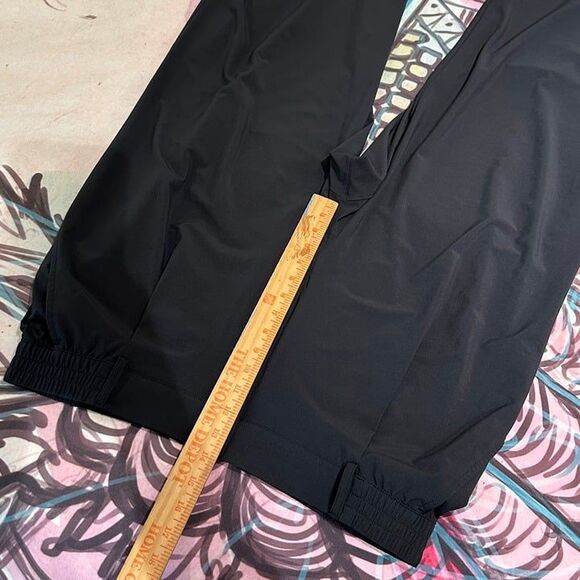 Gap GapFit Black High Rise Runaround Wide Leg Trousers Lightweight Elastic Waist - Picture 11 of 12